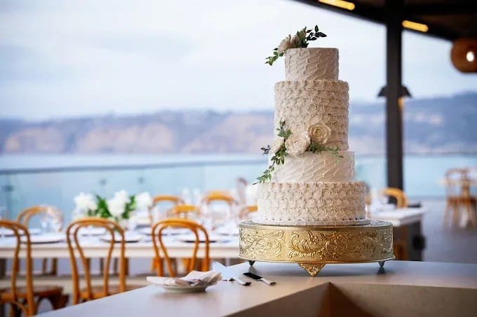 La Jolla Cove Rooftop by Wedgewood Weddings