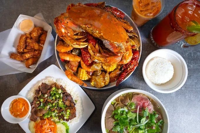 Crab City (La Jolla Cove)