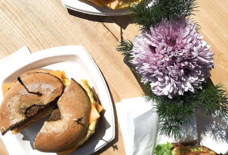 Brick & Bell Cafe – La Jolla Shores